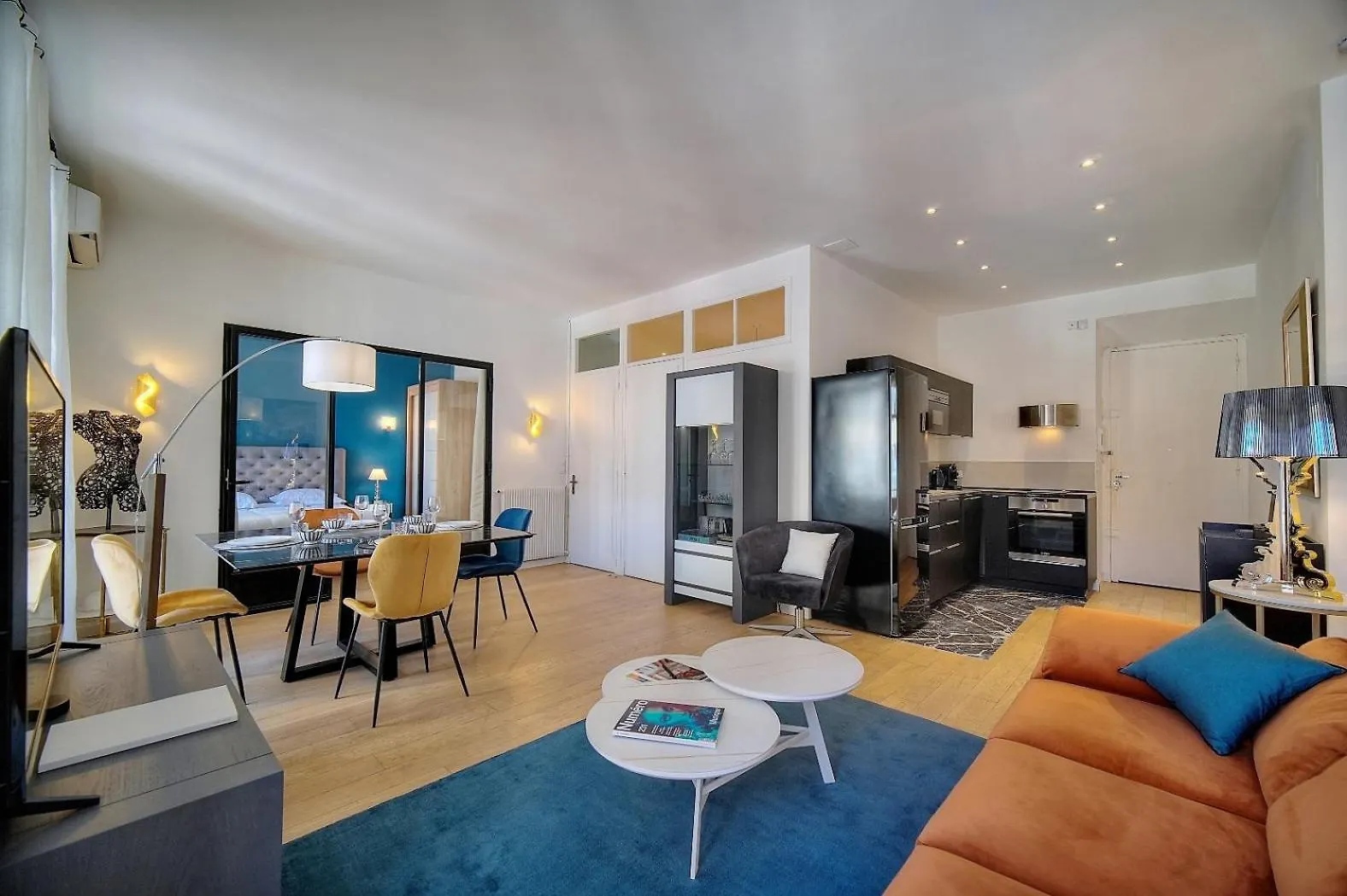 Superbe 3 Pieces Moderne Et Tres Central A2B233 Cannes 0*,